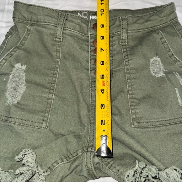 *3 for $15* NOBO Olive Green Distressed High Rise Button Fly Denim Shorts S 1 - Picture 8 of 9